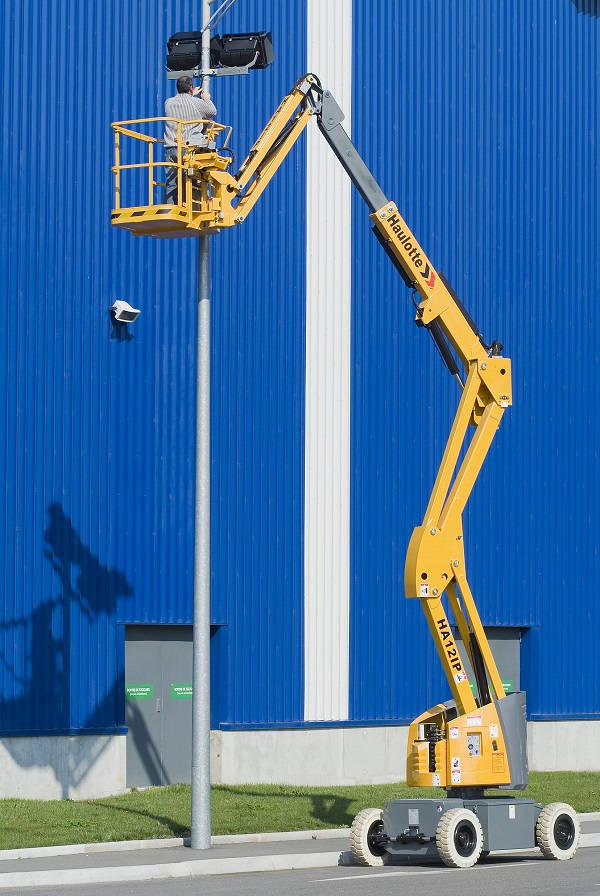 使用高空作業平臺需要注意什么