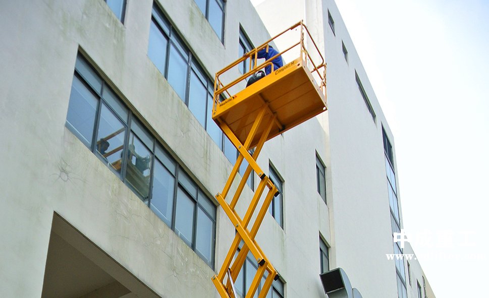 高空作業車怎么管理